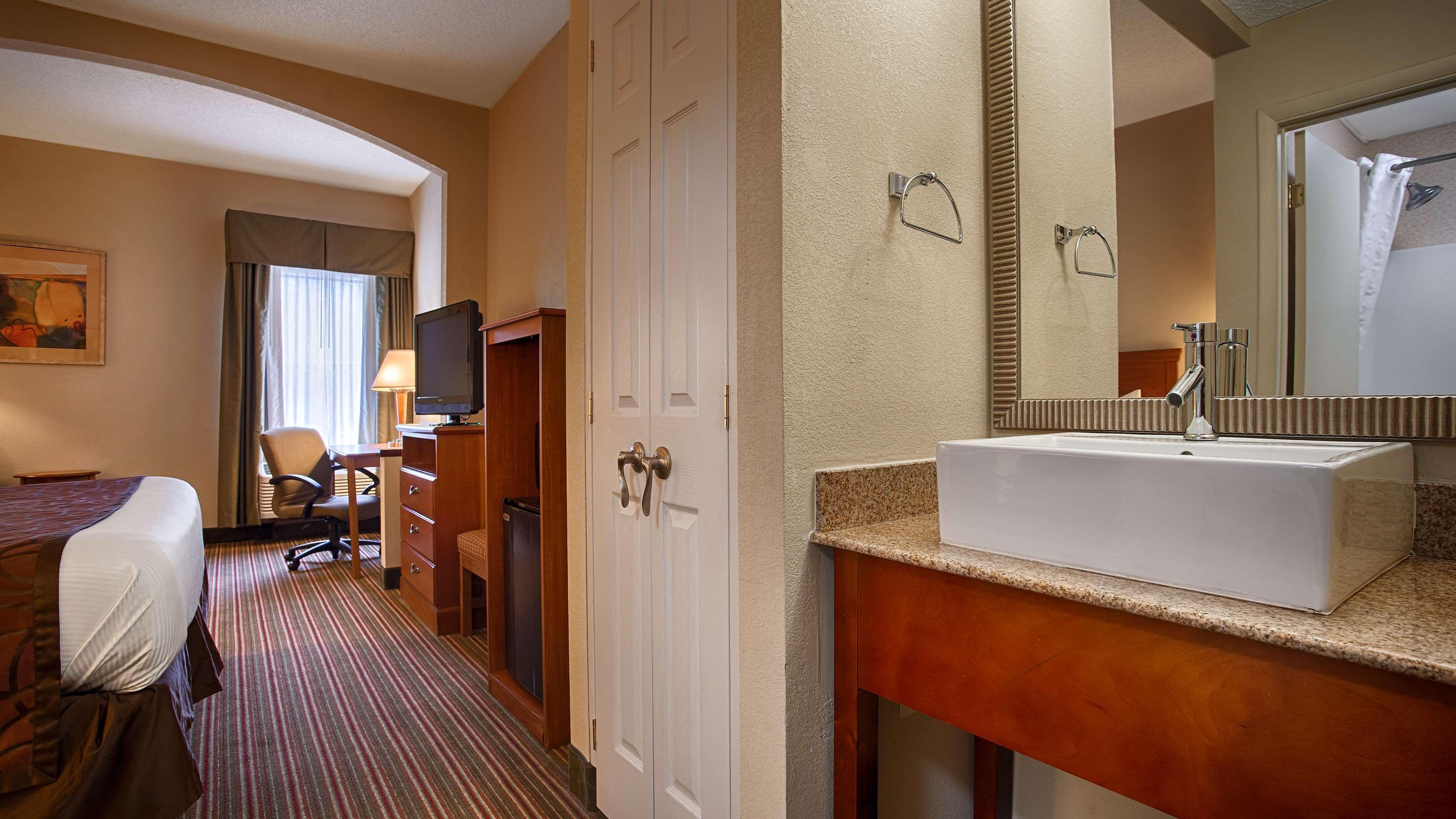 Best Western Plus Edison Inn Garner Ngoại thất bức ảnh
